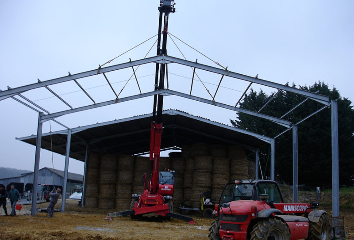 HANGAR AGRICOLE - structure durable en profilés d'aluminium